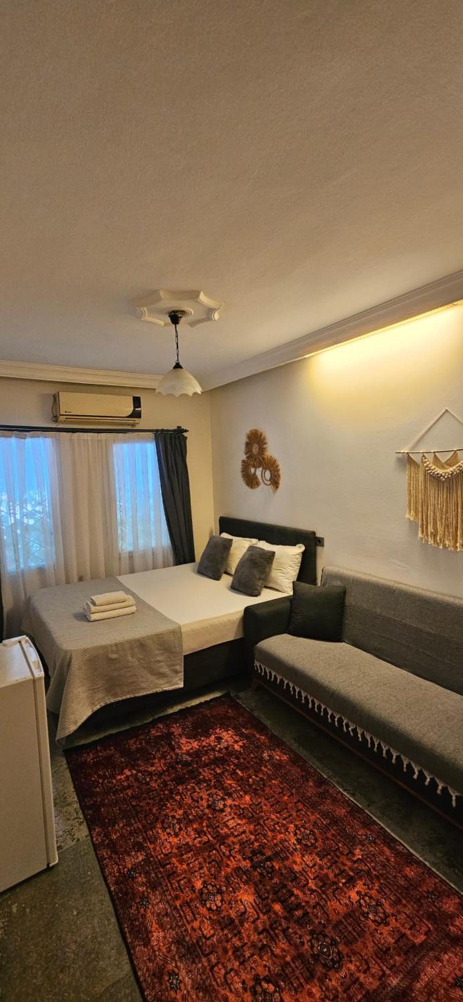Merkez Kumsal Pansiyon Bodrum Bilik gambar